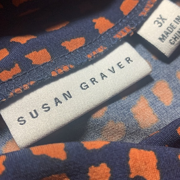 NWOT BEAUTIFUL TURTLENECK FROM SUSAN GRAVER - Picture 3 of 6